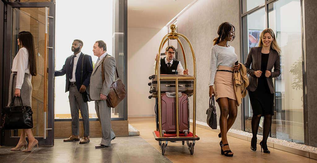 Xu hướng tương lai của giải pháp quản lý khách sạn PMS