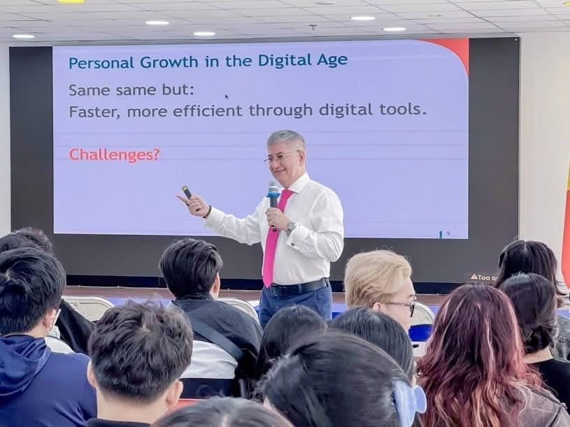 PERSONAL GROWTH IN THE DIGITAL AGE WORKSHOP